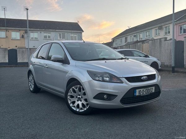 Ford Focus Hatchback, Diesel, 2010, Silver
