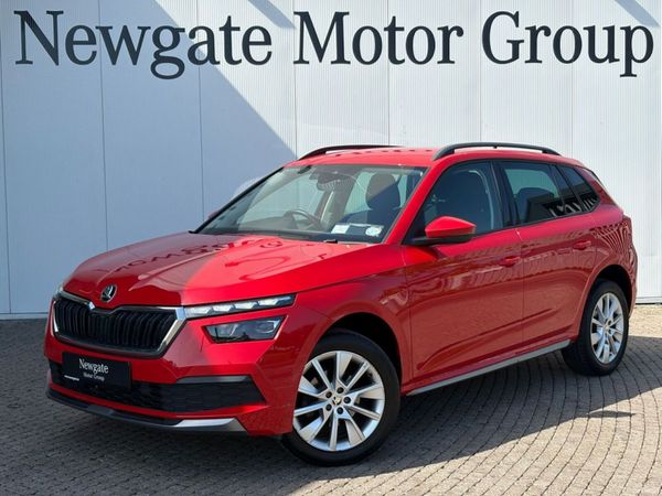 Skoda Kamiq Hatchback, Petrol, 2020, Red