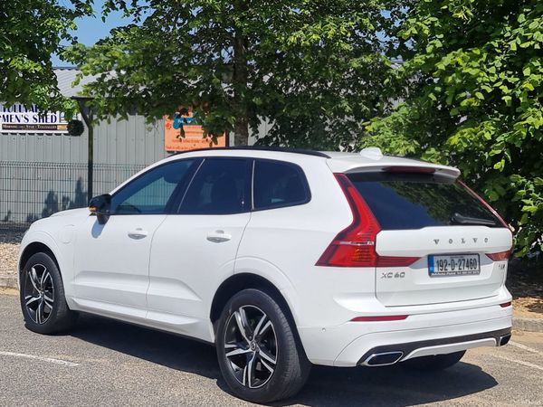 Volvo XC60 SUV, Petrol Plug-in Hybrid, 2019, White