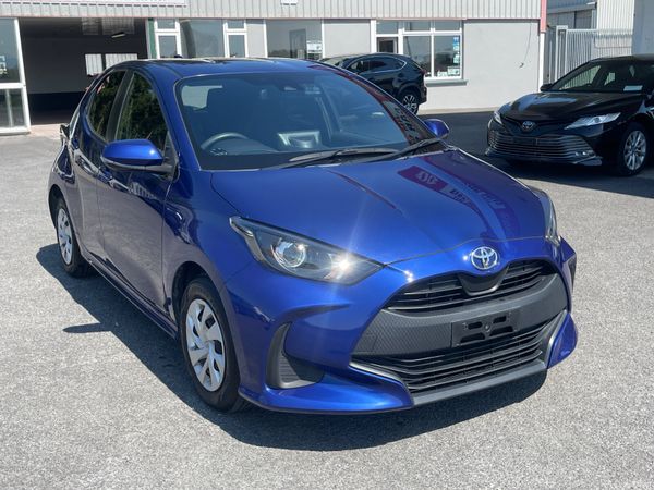 Toyota Yaris Hatchback, Petrol, 2022, Blue