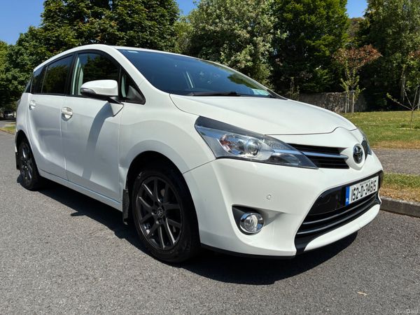Toyota Verso MPV, Petrol, 2015, White