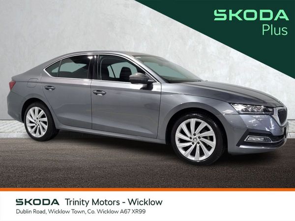 Skoda Octavia Saloon, Diesel, 2023, Grey