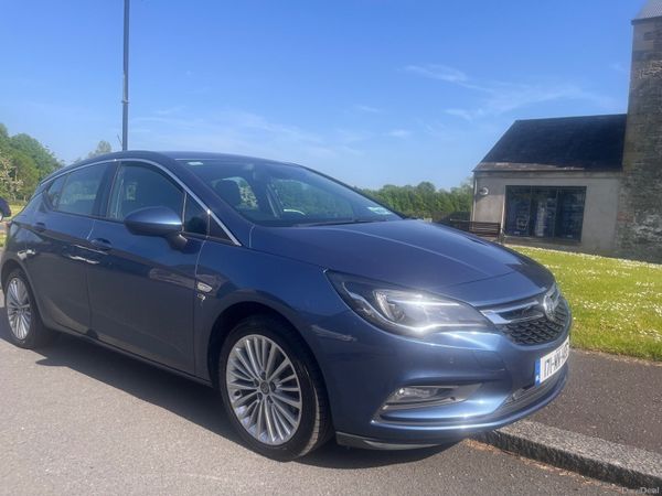 Vauxhall Astra Hatchback, Diesel, 2017, Blue