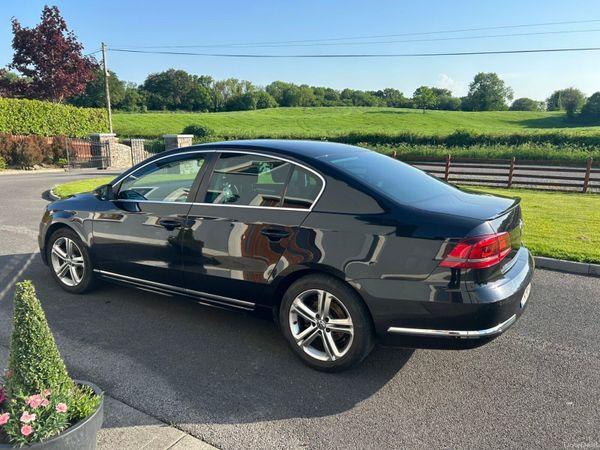 Volkswagen Passat Saloon, Diesel, 2014, Black
