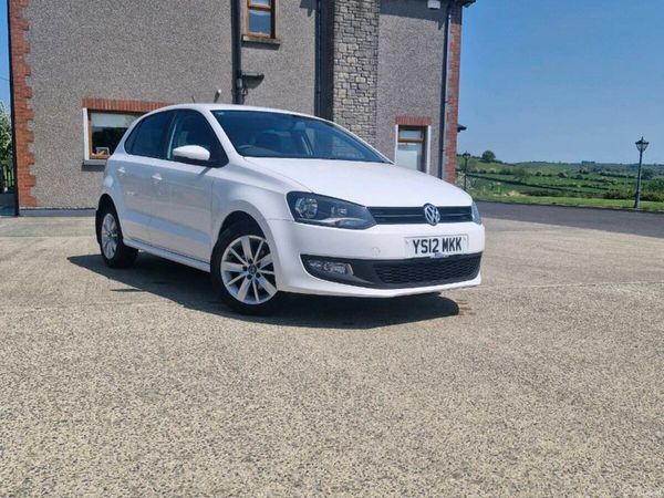 Volkswagen Polo Hatchback, Petrol, 2012, White