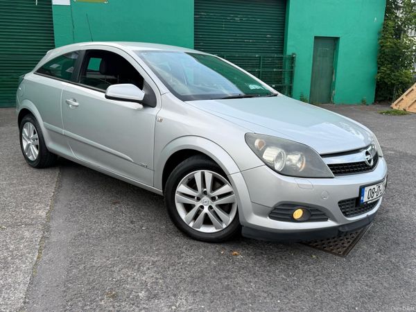 Opel Astra Hatchback, Petrol, 2008, Silver