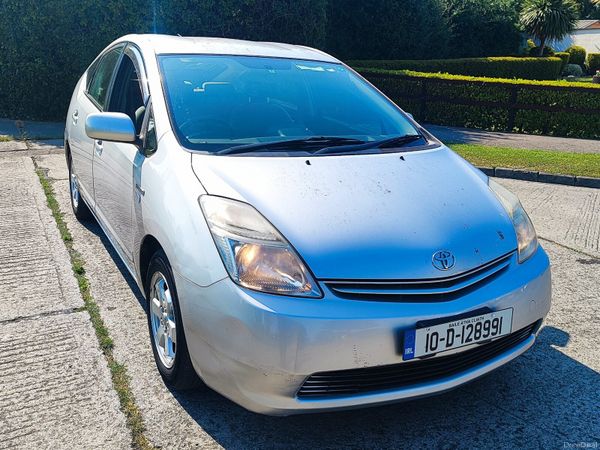 Toyota Prius Hatchback, Petrol Hybrid, 2010, Silver
