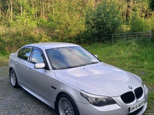 BMW 5-Series Saloon, Diesel, 2009, Silver