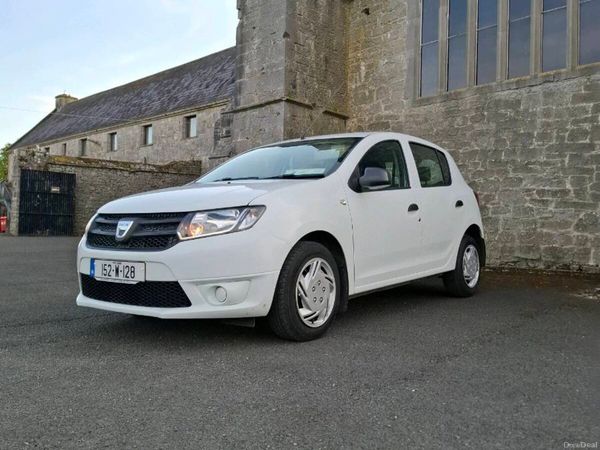 Dacia Sandero Hatchback, Petrol, 2015, White
