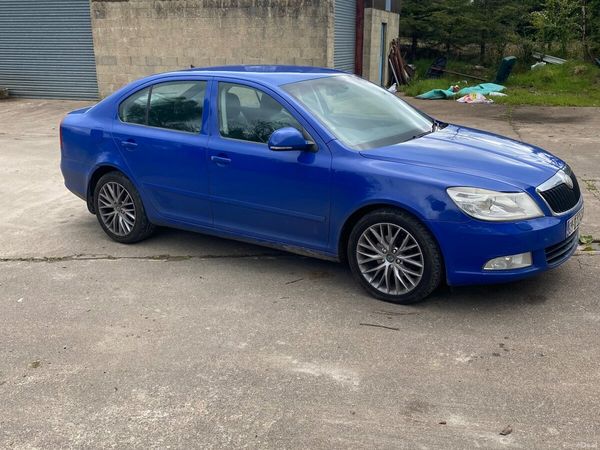 Skoda Octavia Hatchback, Diesel, 2009, Blue