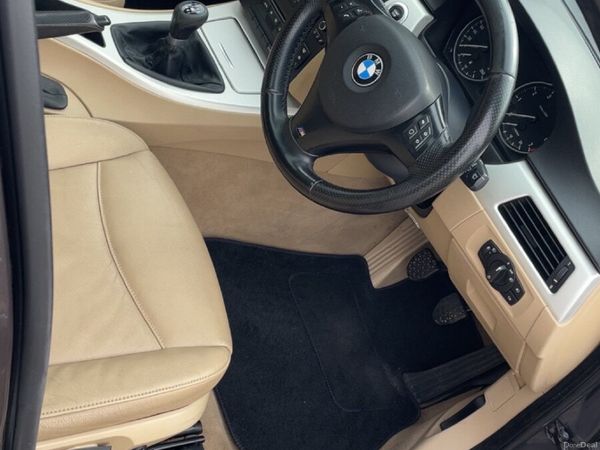 BMW 3-Series Saloon, Petrol, 2008, Grey