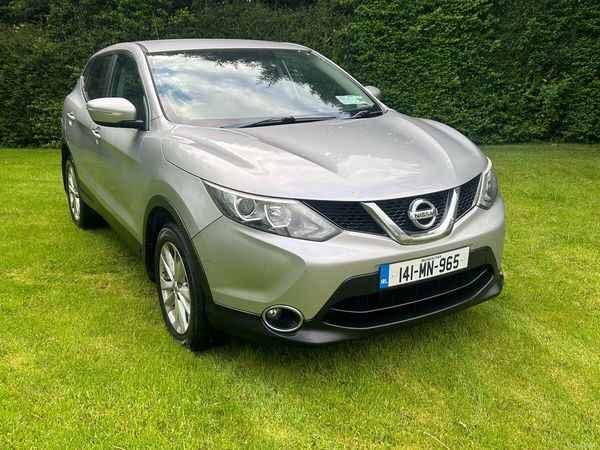Nissan Qashqai Hatchback, Diesel, 2014, Grey