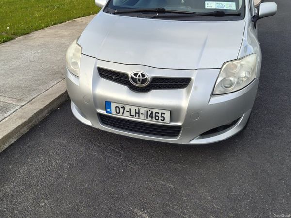 Toyota Auris Hatchback, Petrol, 2007, Silver