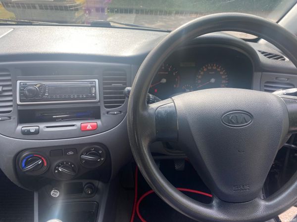 Kia Rio Saloon, Petrol, 2007, Black