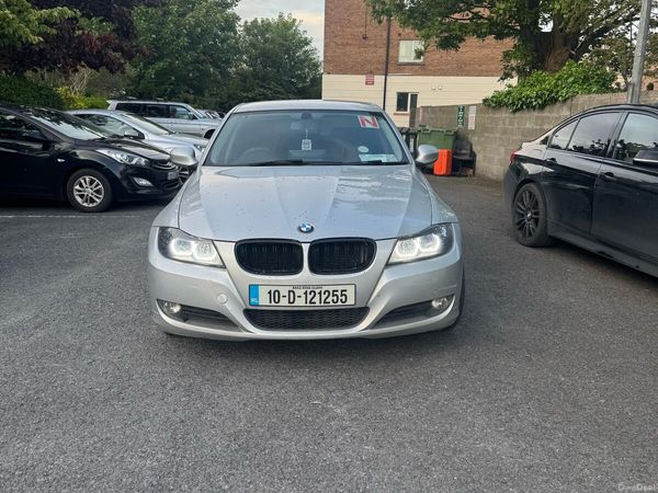 BMW 3-Series Saloon, Diesel, 2010, Silver