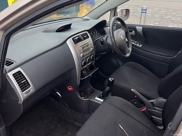 Suzuki Liana Hatchback, Petrol, 2006, Beige