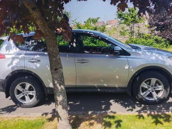 Toyota RAV4 SUV, Diesel, 2013, Silver