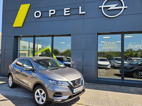 Nissan Qashqai Hatchback, Diesel, 2019, Grey