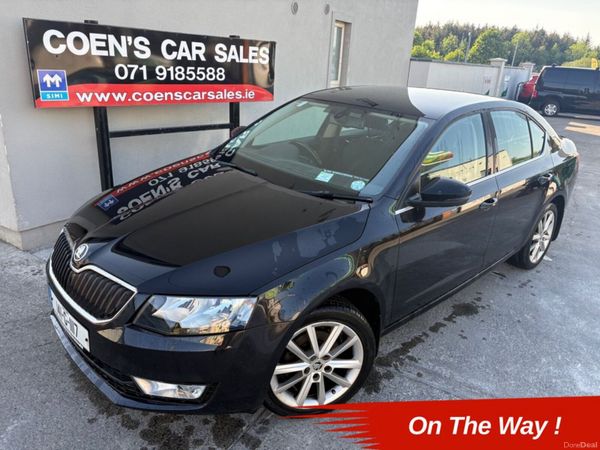 Skoda Octavia Saloon, Diesel, 2014, Black