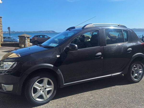 Dacia Sandero Stepway Hatchback, Diesel, 2016, Black