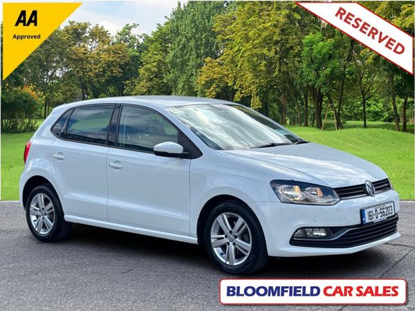 Volkswagen Polo Hatchback, Petrol, 2016, White