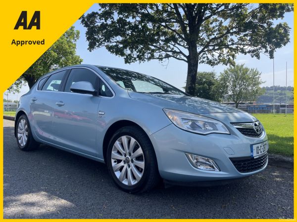 Opel Astra Hatchback, Diesel, 2010, Blue