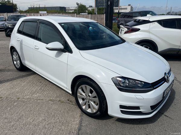 Volkswagen Golf Hatchback, Petrol, 2016, White