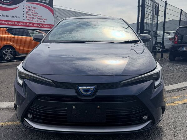 Toyota Corolla Saloon, Petrol Hybrid, 2023, Grey
