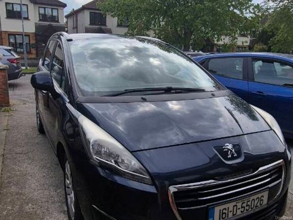Peugeot 5008 MPV, Diesel, 2016, Blue