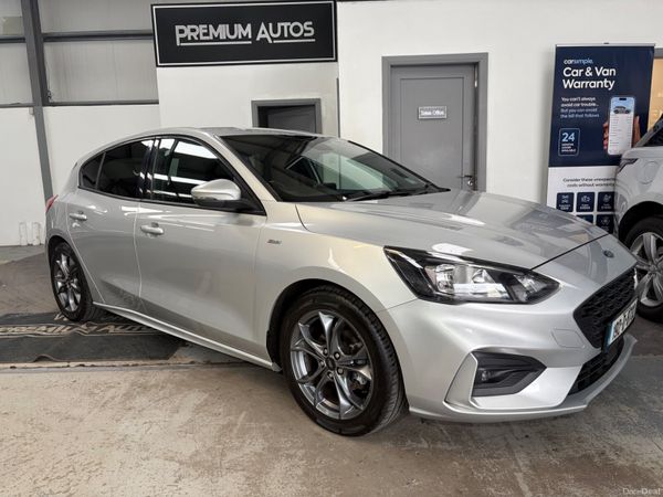 Ford Focus Hatchback, Petrol, 2019, Grey