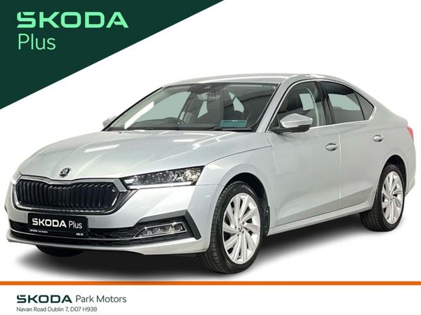 Skoda Octavia Saloon, Diesel, 2023, Silver