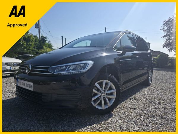 Volkswagen Touran MPV, Diesel, 2019, Black