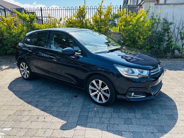 Citroen C4 Hatchback, Petrol, 2016, Blue