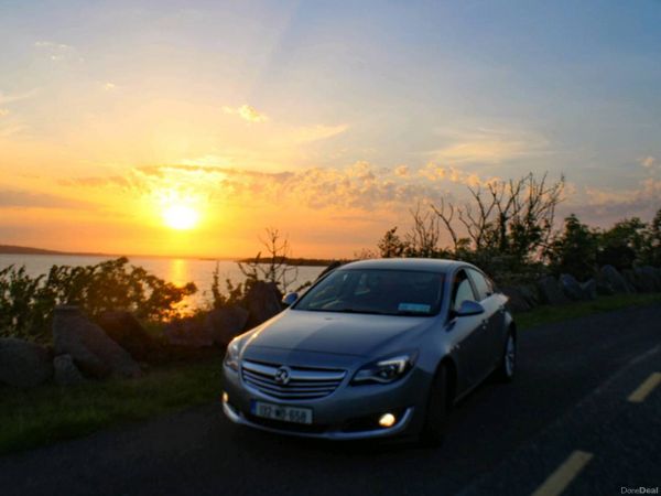 Vauxhall Insignia Hatchback, Diesel, 2013, Silver