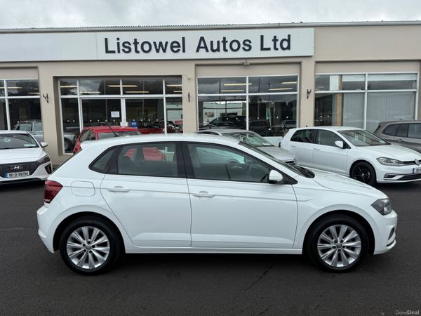 Volkswagen Polo Hatchback, Petrol, 2018, White