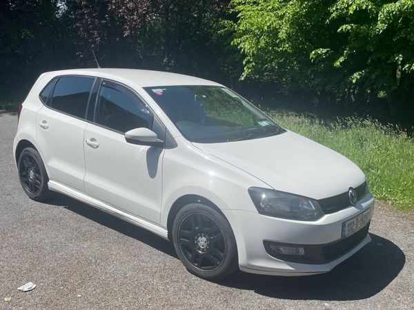 Volkswagen Polo Hatchback, Diesel, 2013, White