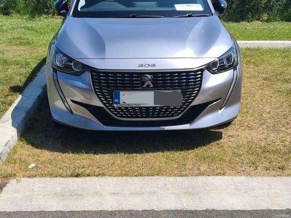 Peugeot 208 Hatchback, Petrol, 2023, Grey