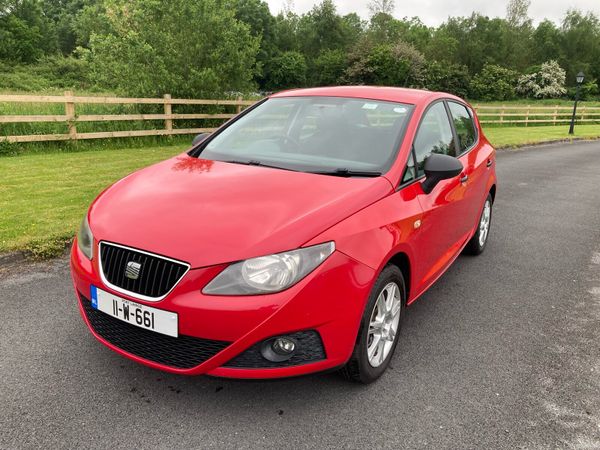 SEAT Ibiza MPV, Petrol, 2011, Red