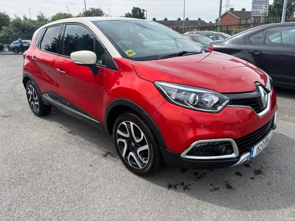 Renault Captur Hatchback, Diesel, 2015, Red