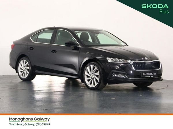 Skoda Octavia Hatchback, Diesel, 2023, Black