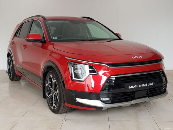 Kia Niro MPV, Petrol Plug-in Hybrid, 2023, Red