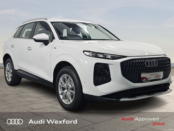 Audi Q3 SUV, Petrol Plug-in Hybrid, 2026, White