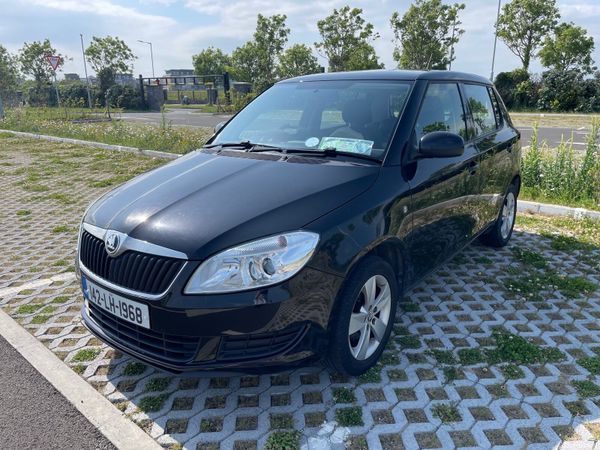 Skoda Fabia Hatchback, Petrol, 2014, Black