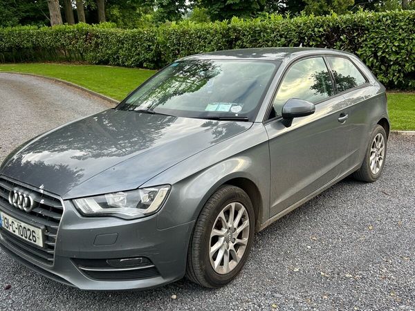 Audi A3 Hatchback, Diesel, 2013, Grey