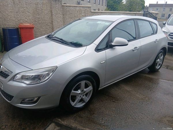 Opel Astra MPV, Diesel, 2013, Silver