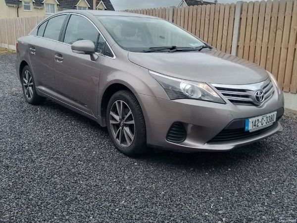 Toyota Avensis Saloon, Diesel, 2014, Bronze