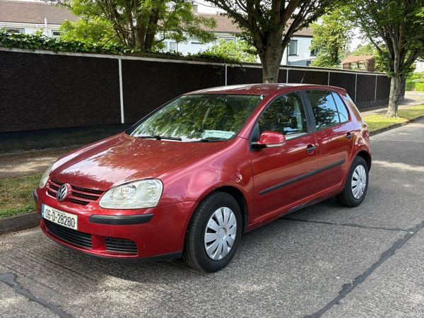 Volkswagen Golf Hatchback, Petrol, 2006, Red