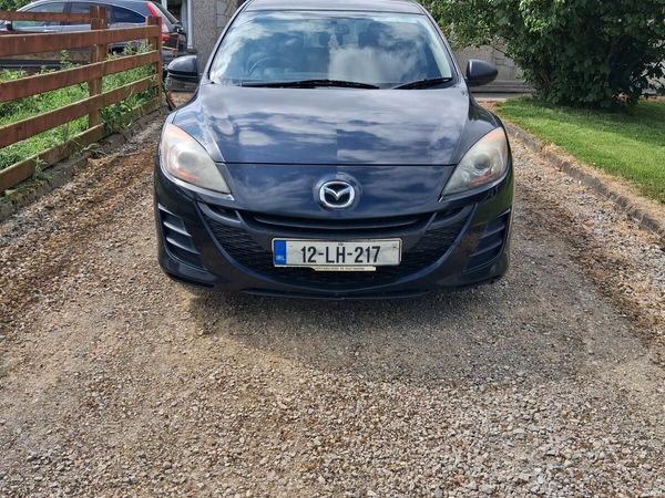 Mazda Mazda3 Hatchback, Diesel, 2012, Black