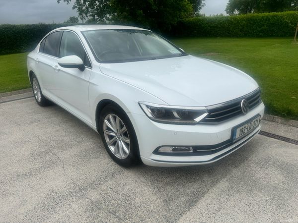 Volkswagen Passat Saloon, Diesel, 2018, White