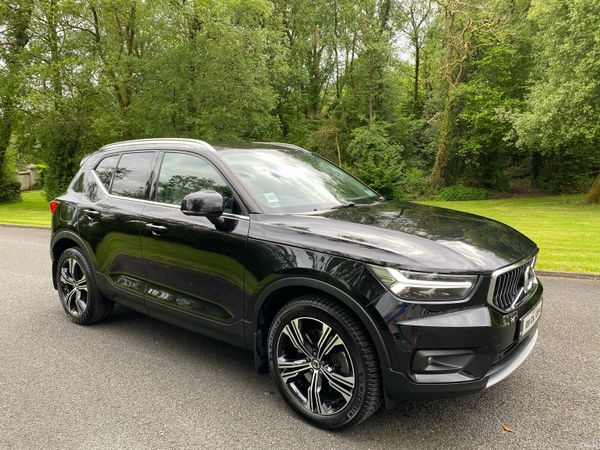 Volvo XC40 Estate/Jeep, Petrol Plug-in Hybrid, 2021, Black